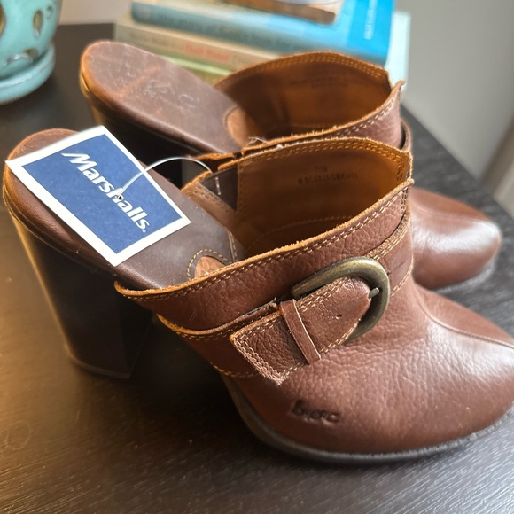 b.o.c. leather clogs - Picture 5 of 5